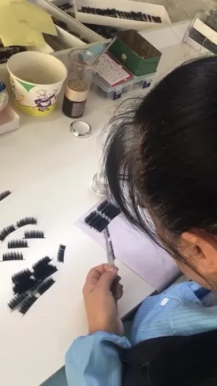 Наращивание ресниц Mengfan, Китай Набор ресниц Производитель Индивидуальные 3D норковые ресницы Частная марка Красочные Индивидуальные наращивание ресниц Flutter Lashes